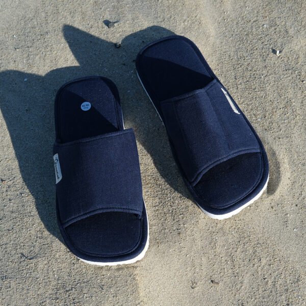 Natural Dyed Linen Slippers, Minimalist Design, Soft And Comfortable Slippers, Durable Over Time, Indoor Wear For The Whole Family - Image 2
